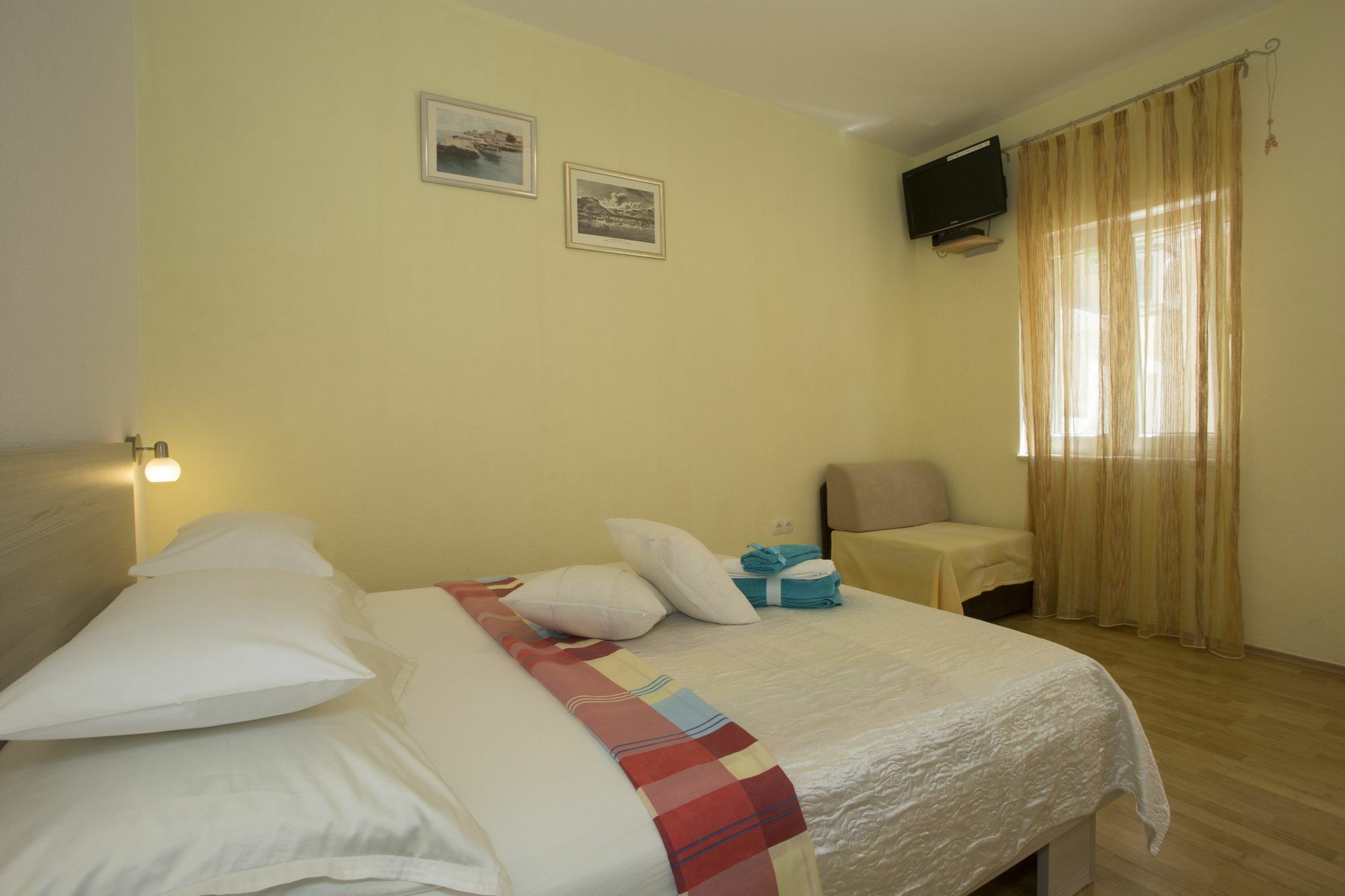 Apartment Central Old Town With Private Indoor Garage Parking Split Zewnętrze zdjęcie